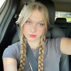 Meet your Posher, Shayla